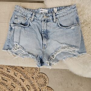Zara cutoff shorts